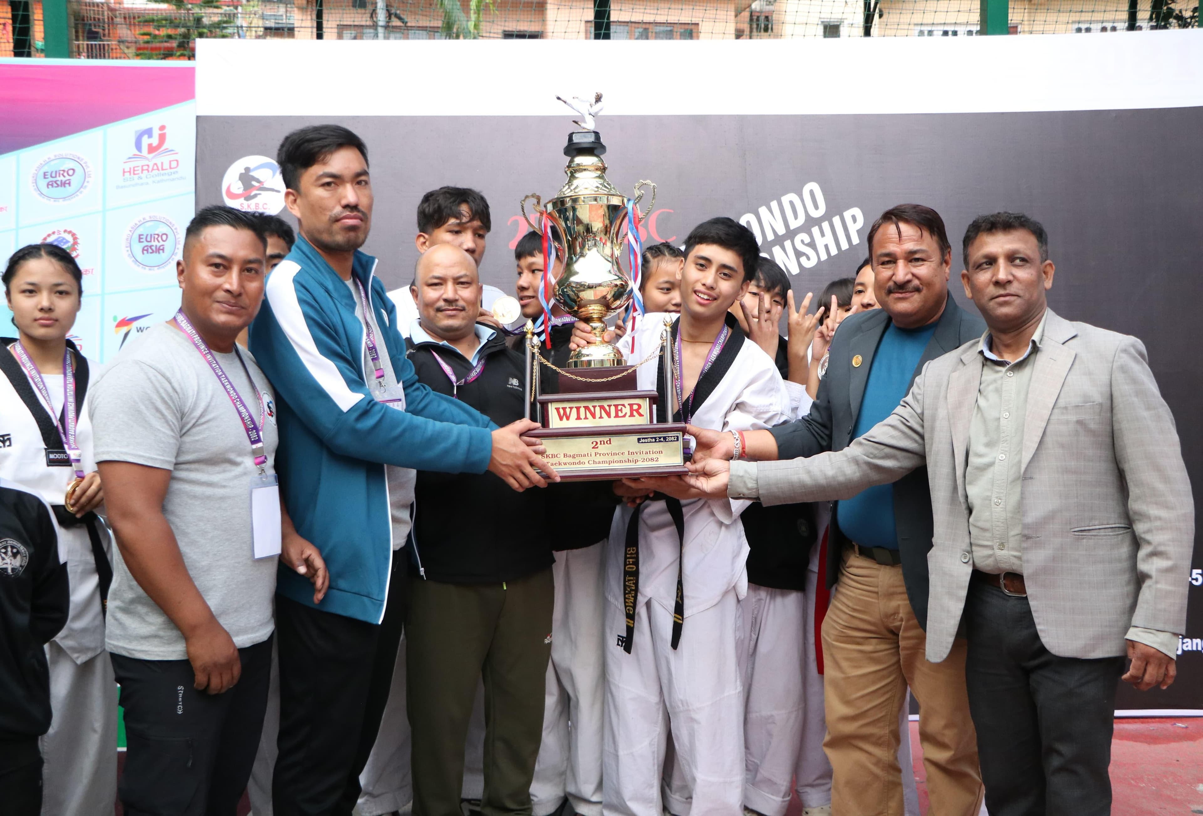 एसकेबिसी तेक्वान्दोमा ढल्को टिम च्याम्पियन