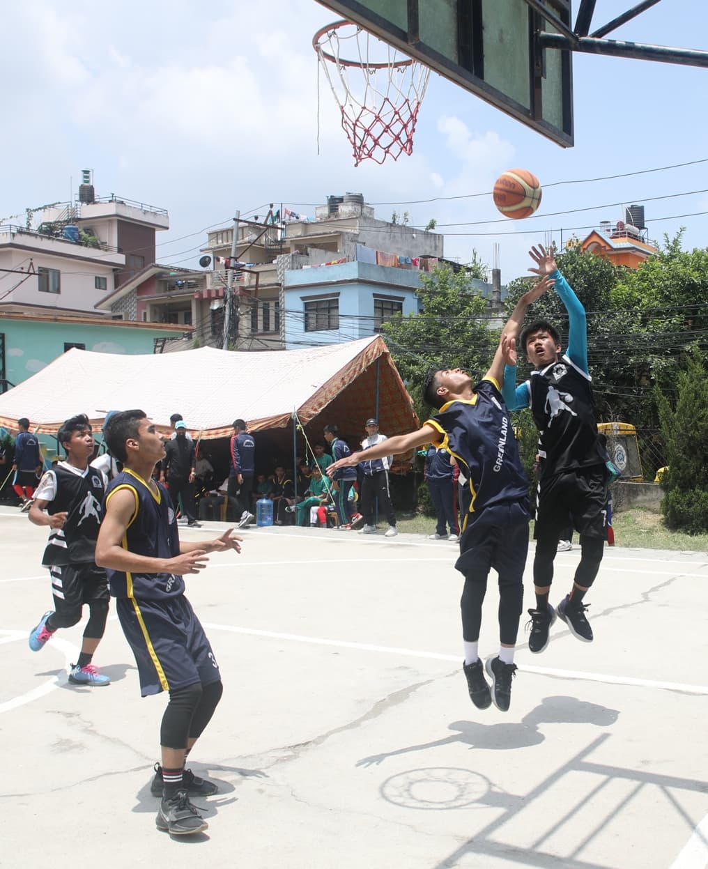 ग्रिनल्यानडको तेहोरो जित