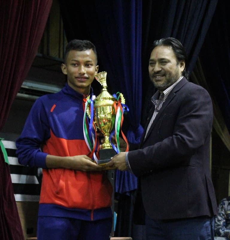 प्रिन्स र रशिलालाई उपाधि