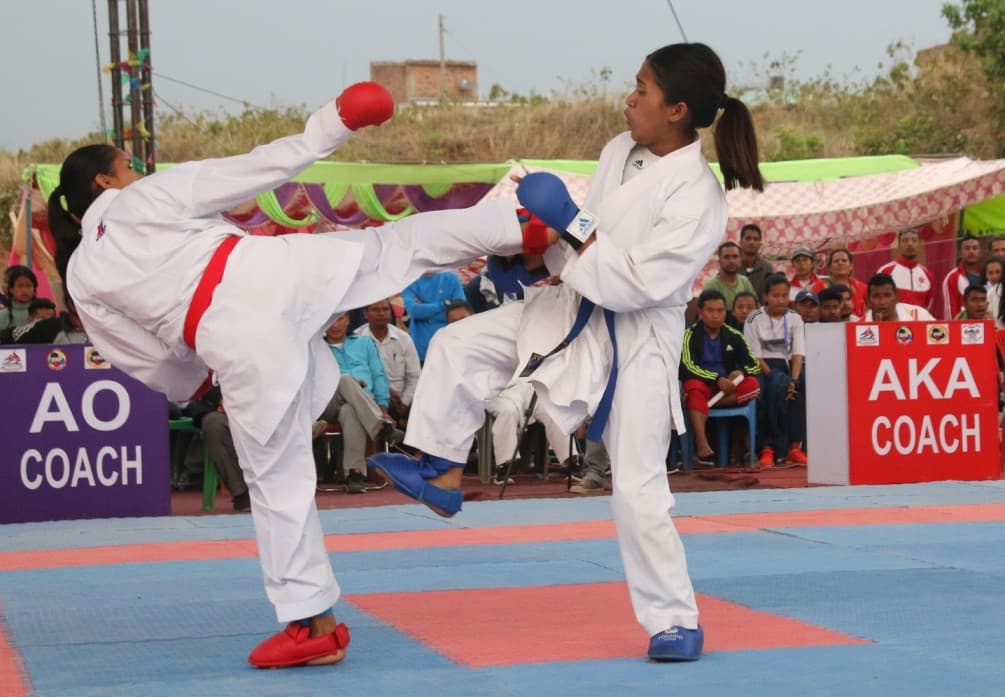 करातेमा जिया र मिस्लीलाई स्वर्ण 