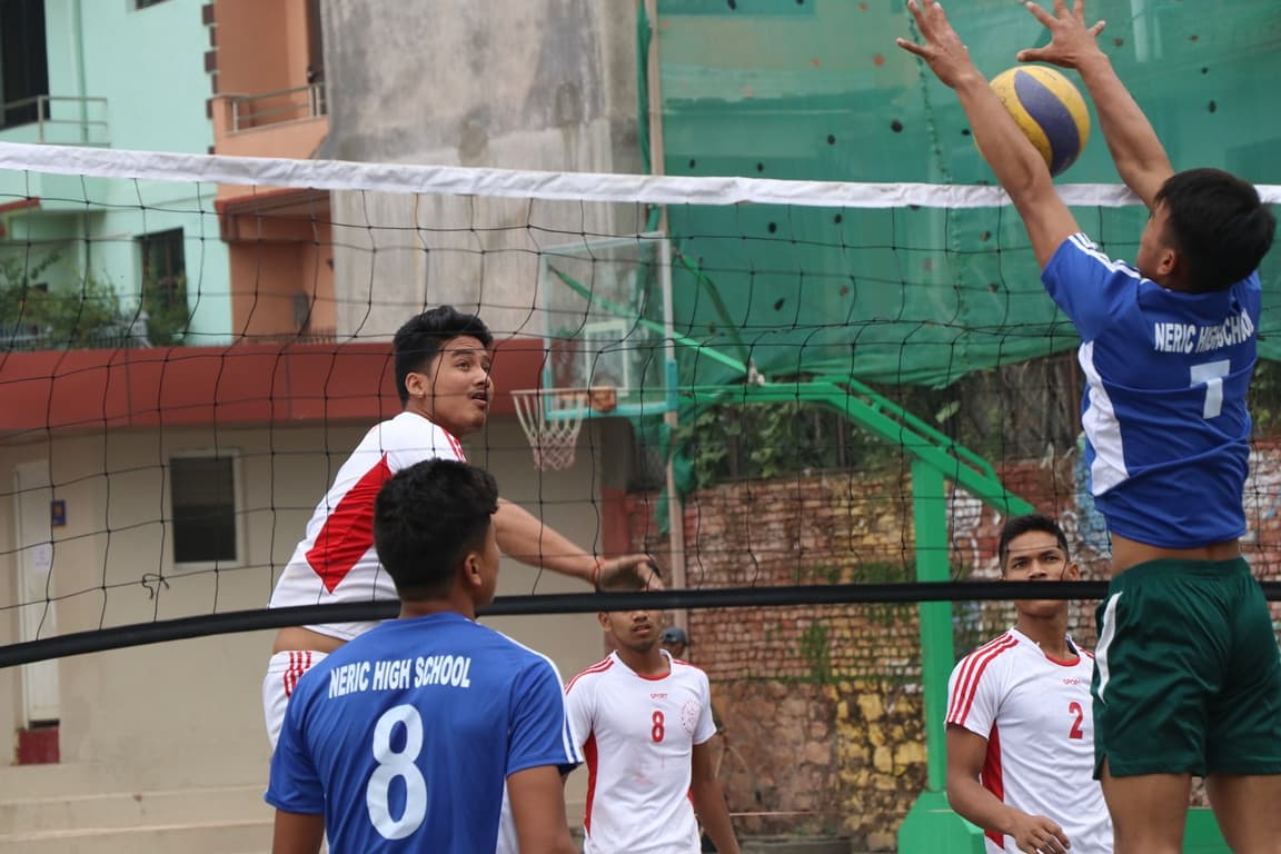 सेव र न्युटन अन्तिम १६ मा