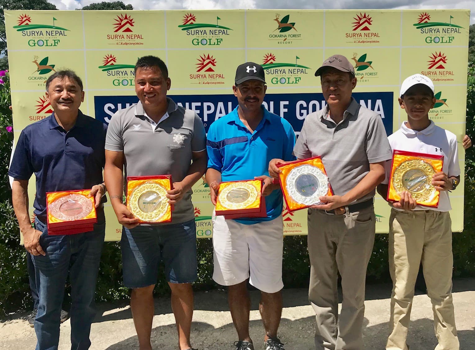 शेर्पालाई मन्थ्ली मेडलको उपाधि