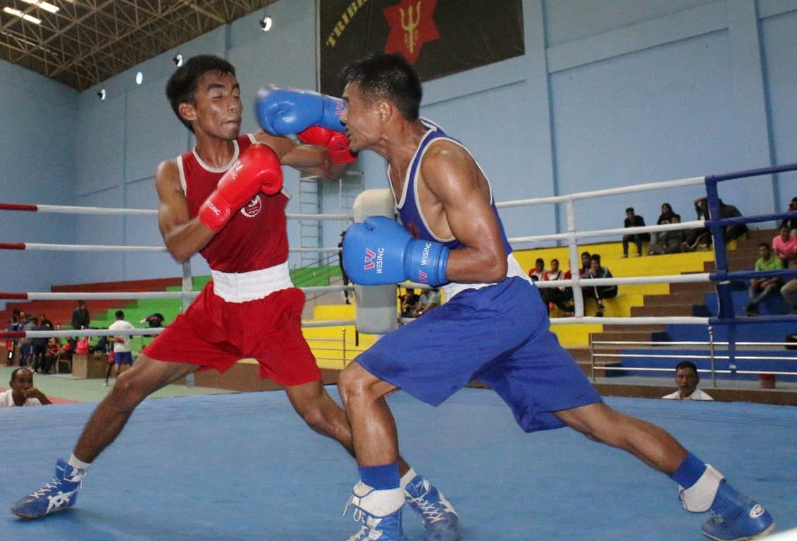 रोशनी र निशा सेमिफाइनलमा