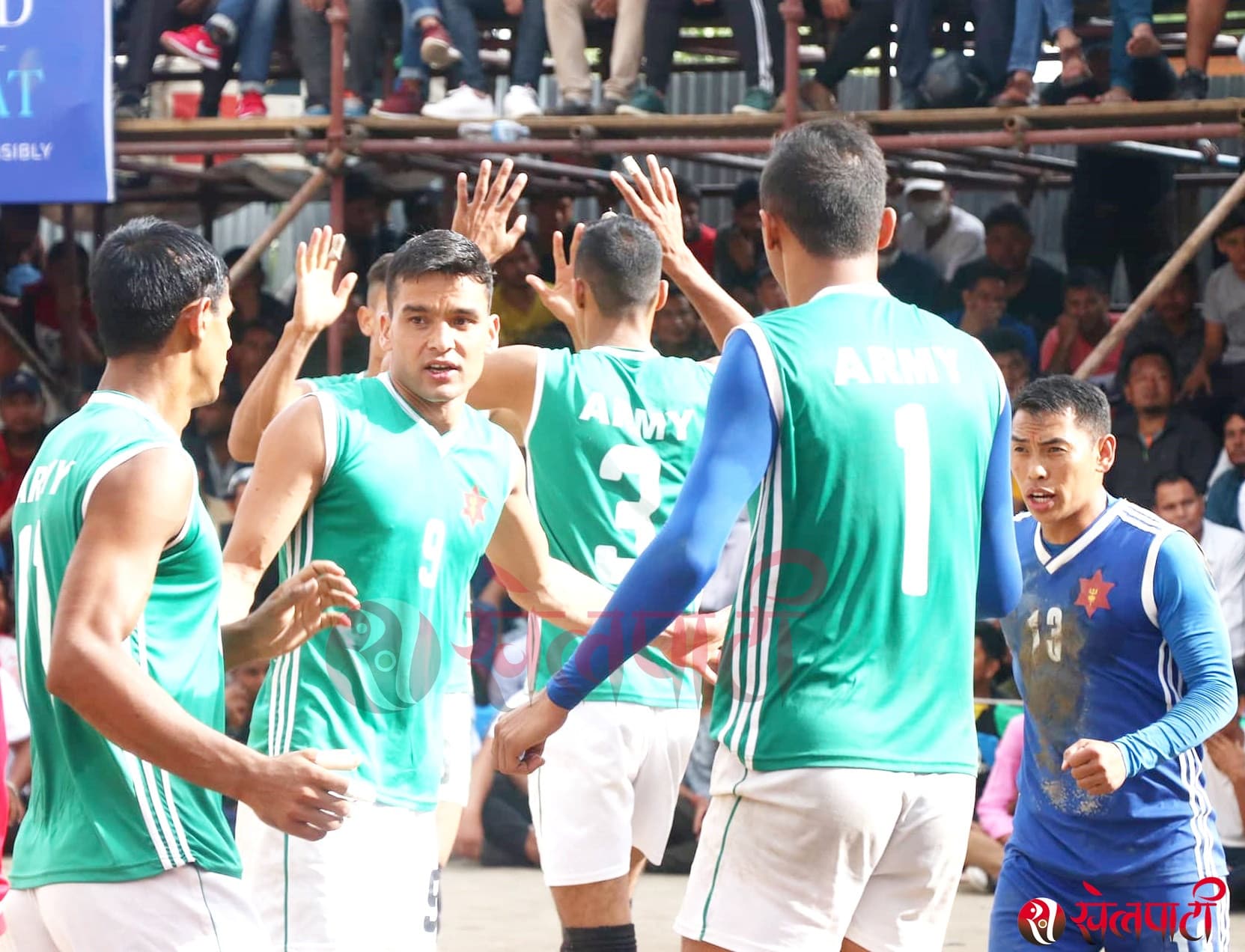 आर्मी र एपीएफको विजयी सुरुवात