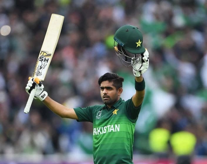 बाबर र रिजवान एसिया कप खेल्ने टोलीमा परेनन्