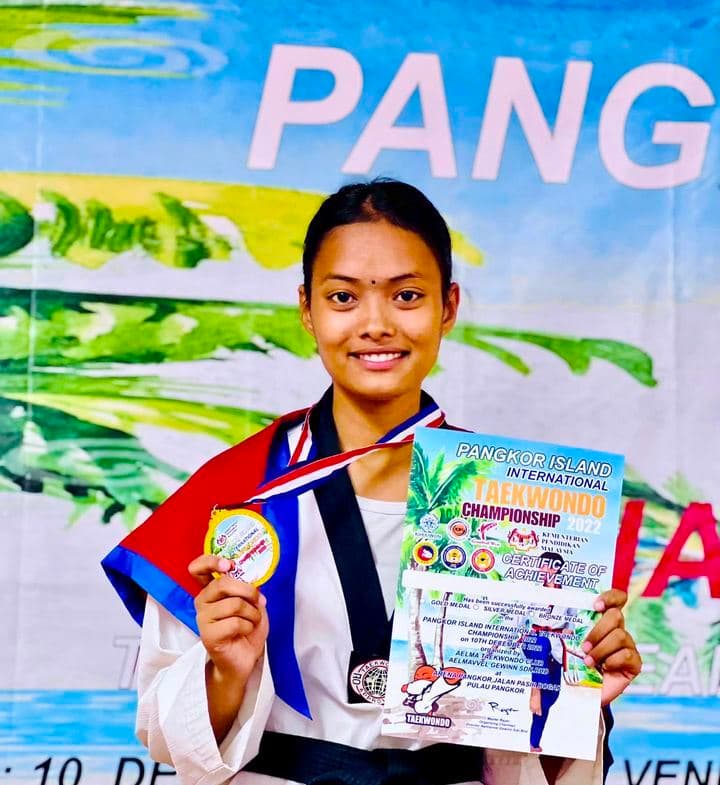 सुष्मा र सोनमलाई स्वर्ण