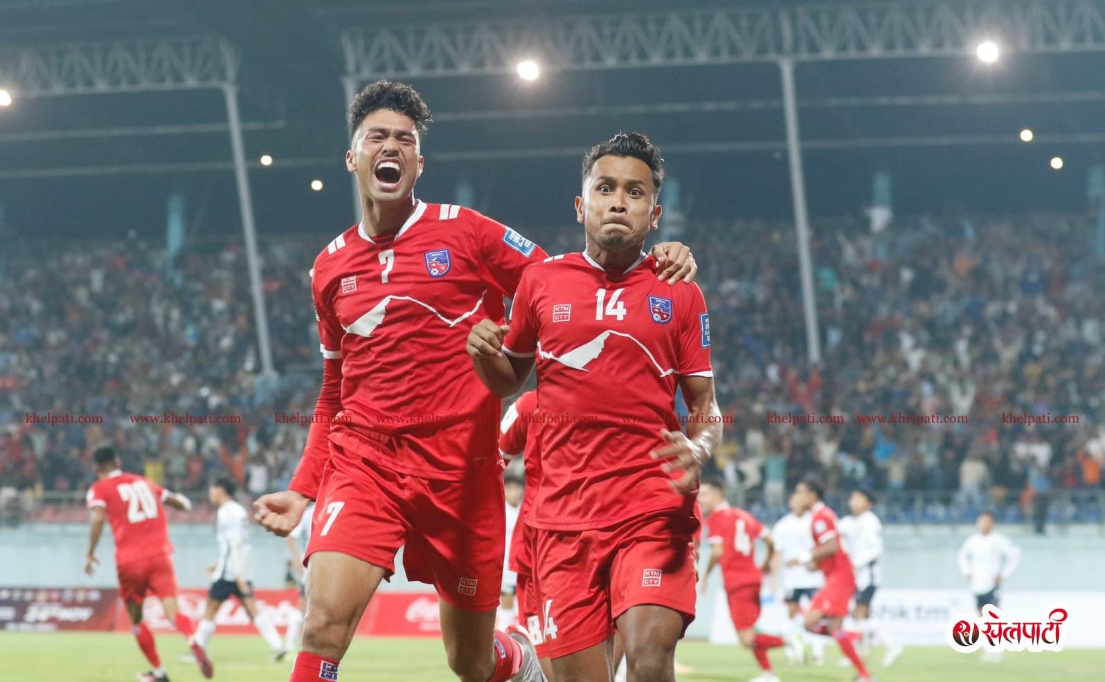 रसले अर्को इतिहास कोर्लान्?