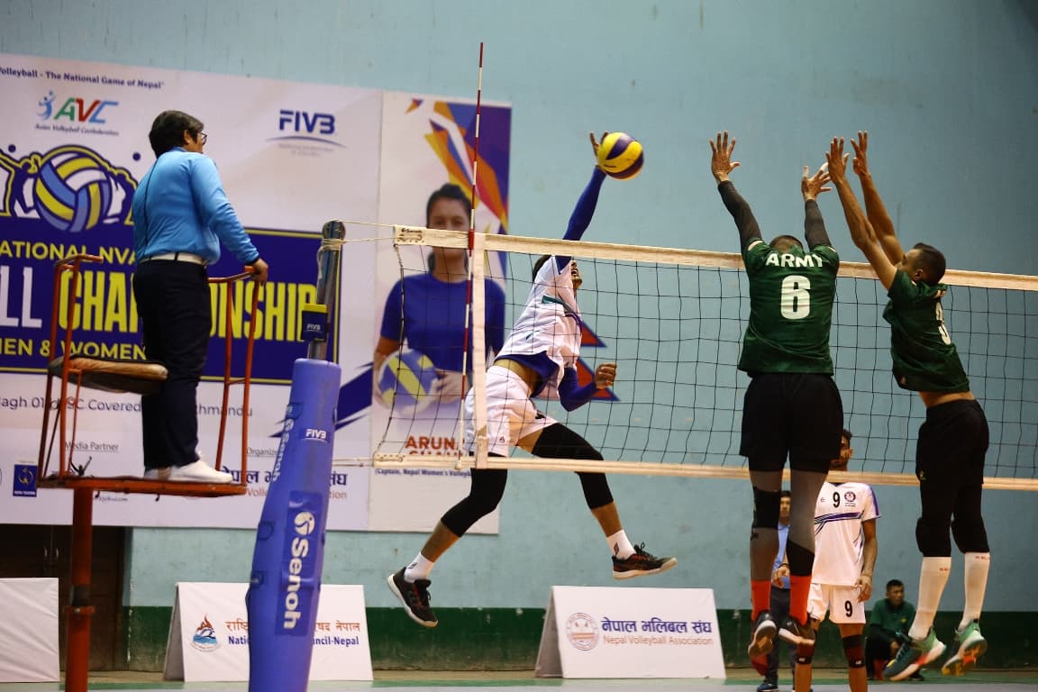 आर्मीको सहज जित