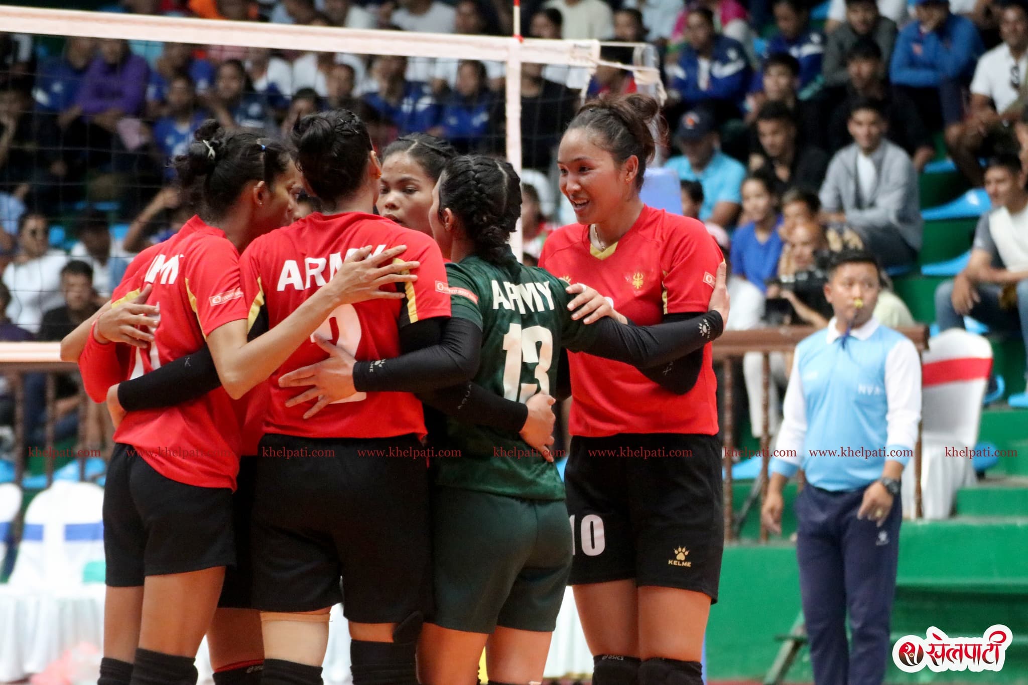 एभरेस्टसँग आर्मी पराजित