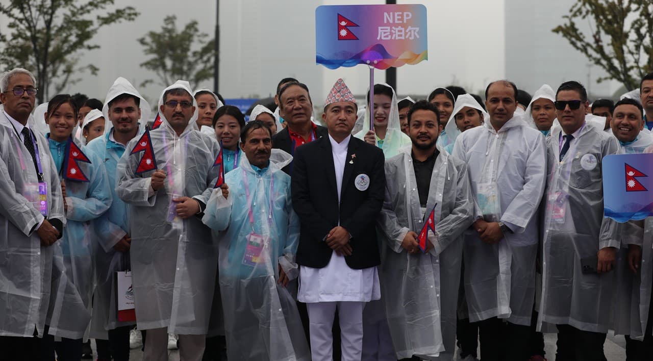 सदस्य–सचिव घिसिङ झण्डोत्तोलनमा सहभागी