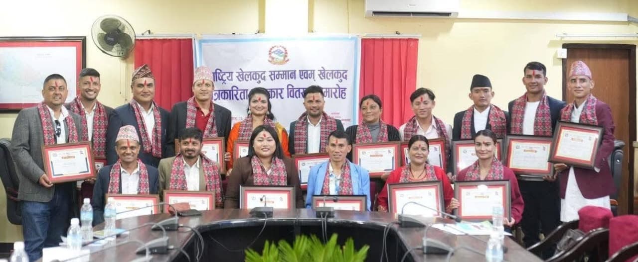 राजोपाध्यायलाई खेलकुद पत्रकारिता सम्मान