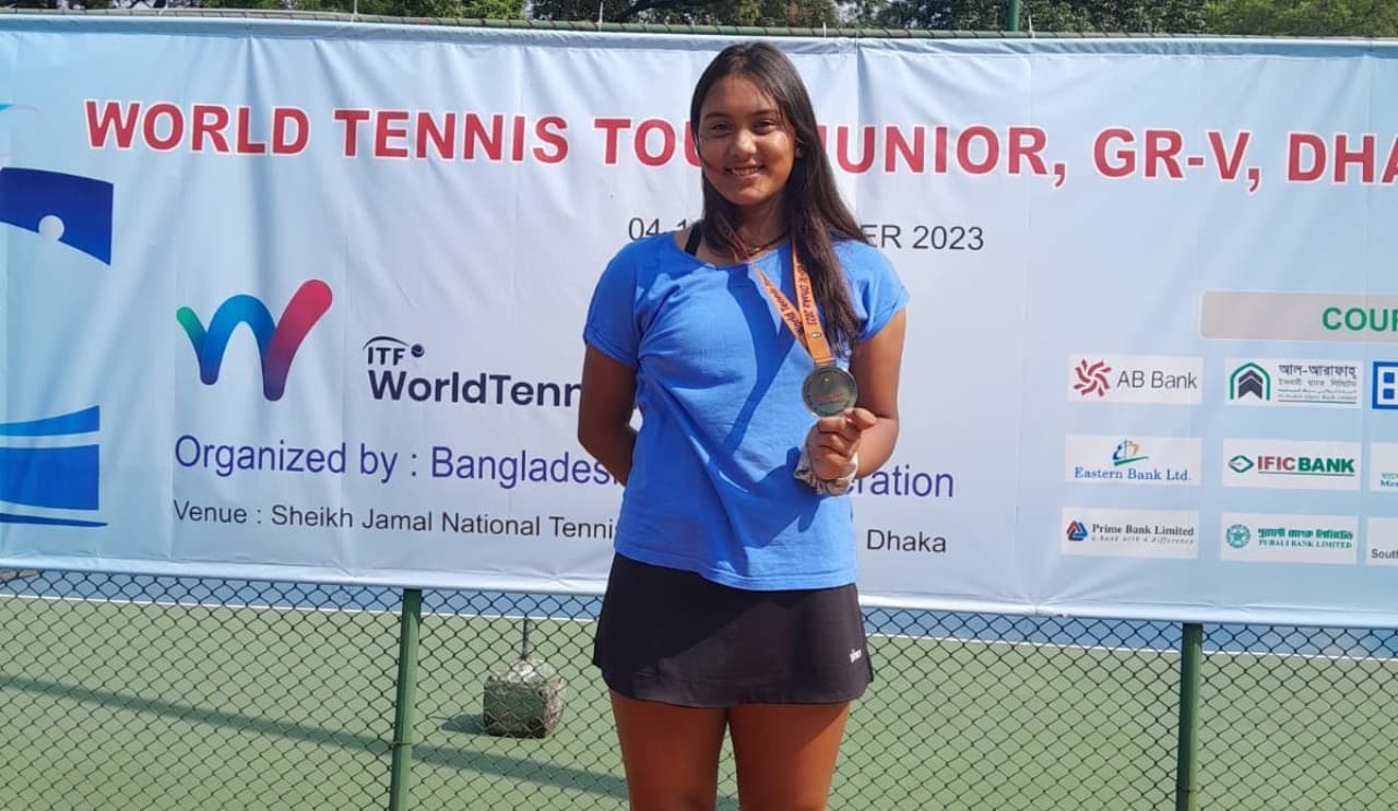 बंगलादेशमा सुनिरालाई रजत