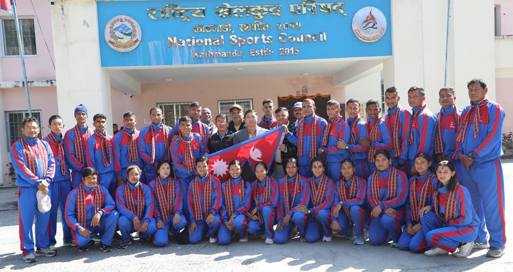 एथलेटिक्स टोली भारत जाने