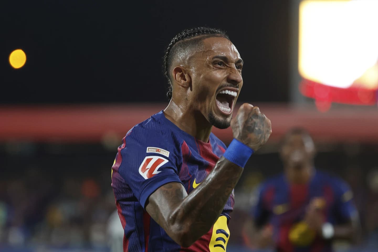 बार्सिलोनाको आधा दर्जन गोल