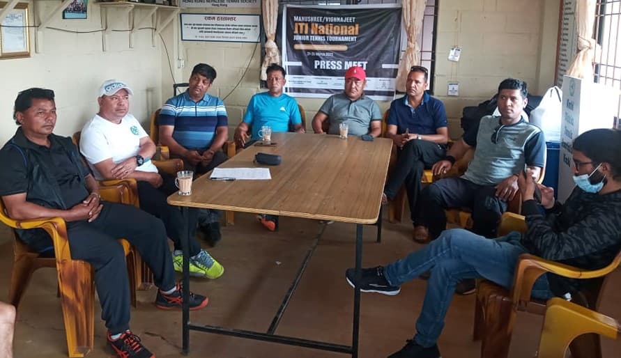 जुनियर राष्ट्रिय टेनिस सोमबारबाट