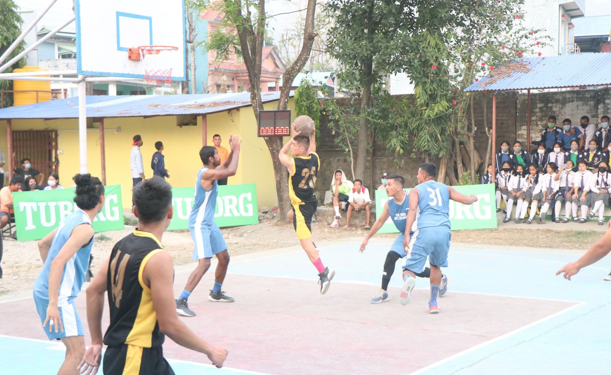 उपाधिका लागि टाइम्स र आर्मी भिड्ने