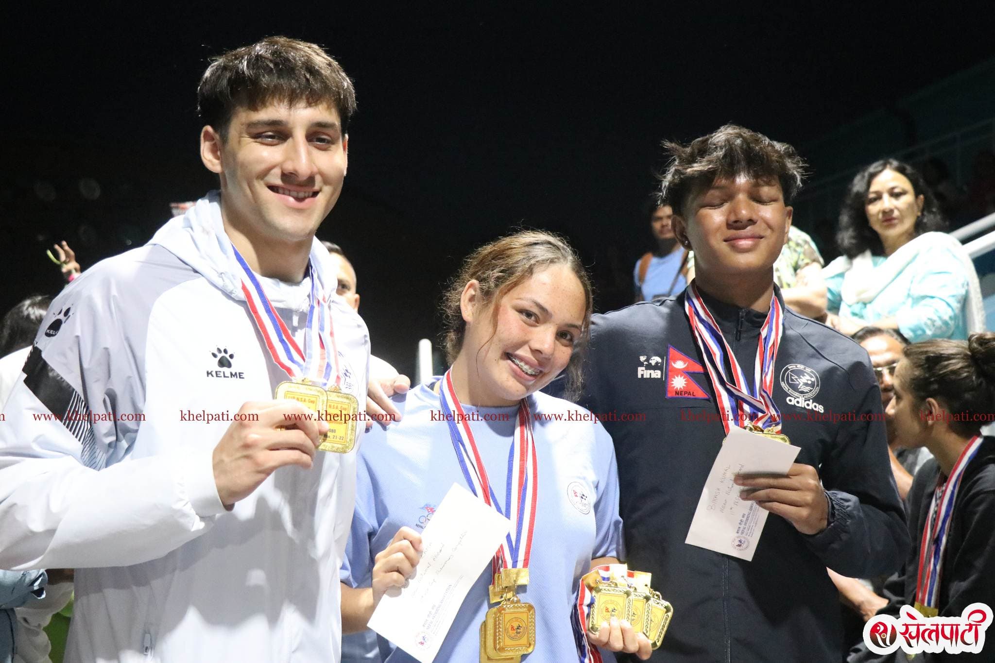 एलेक्सजेन्डर र नाजिरको राष्ट्रिय कीर्तिमान