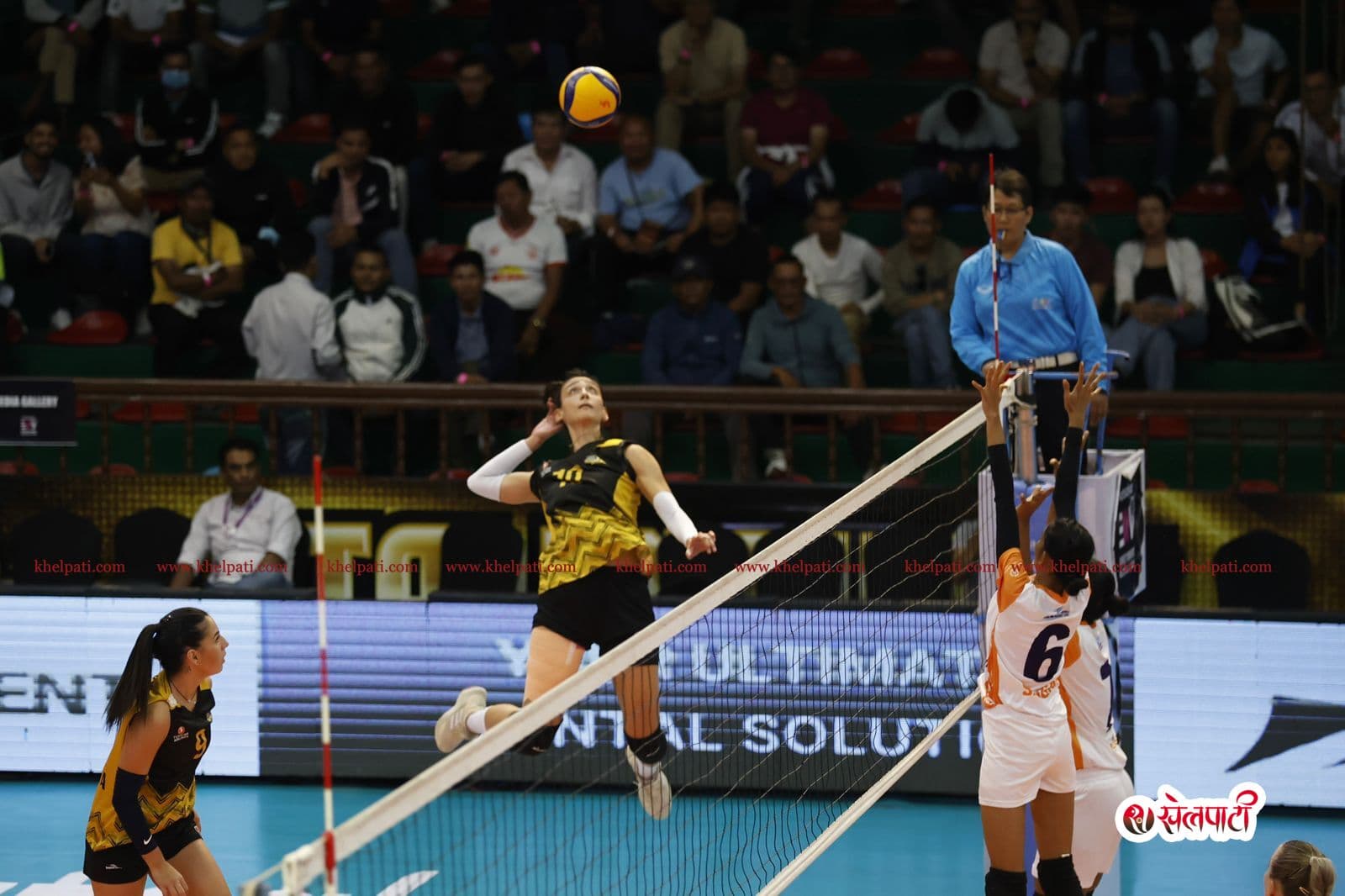 काठमाडौं स्पाइकर्सको तेस्रो जित, फेरि हार्यो मधेश