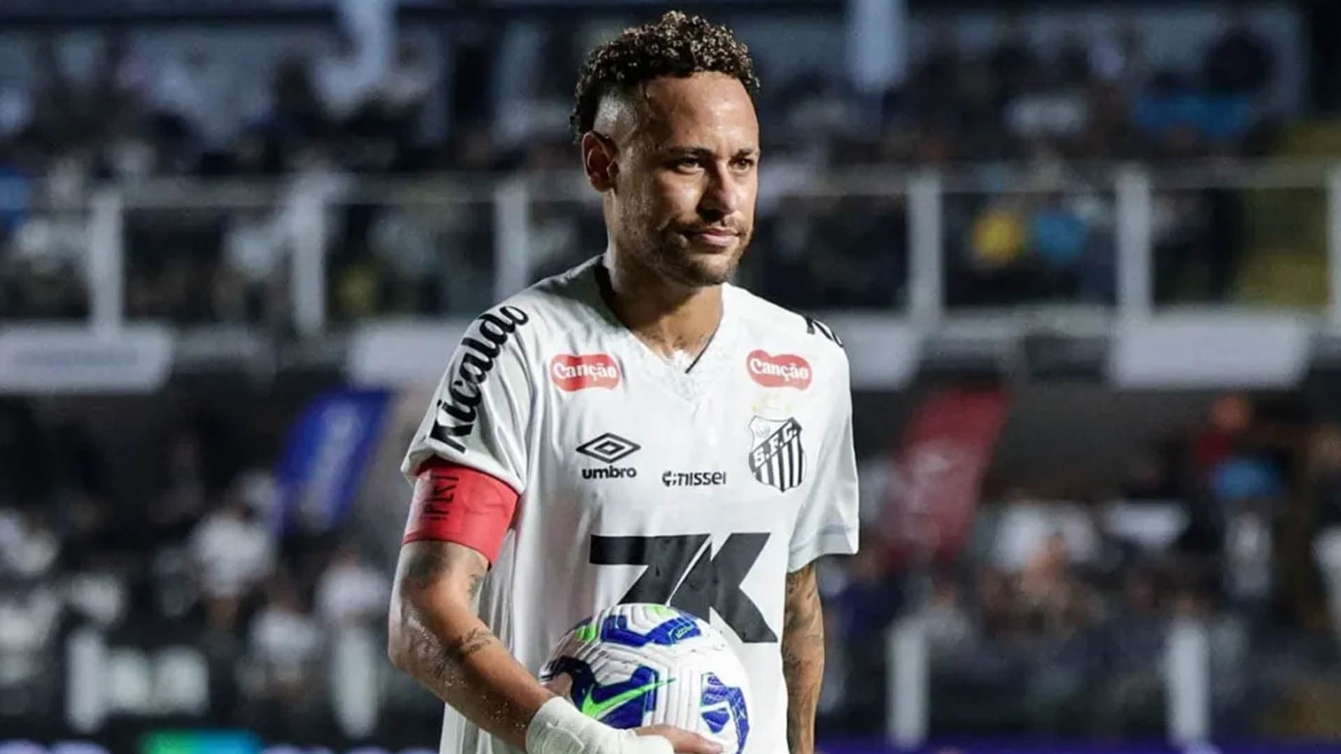 नेयमार फेरि विवादको केन्द्रमा