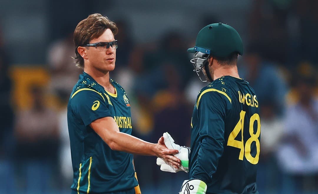 आफ्नै घाँटी निमोठेको अस्ट्रेलिया