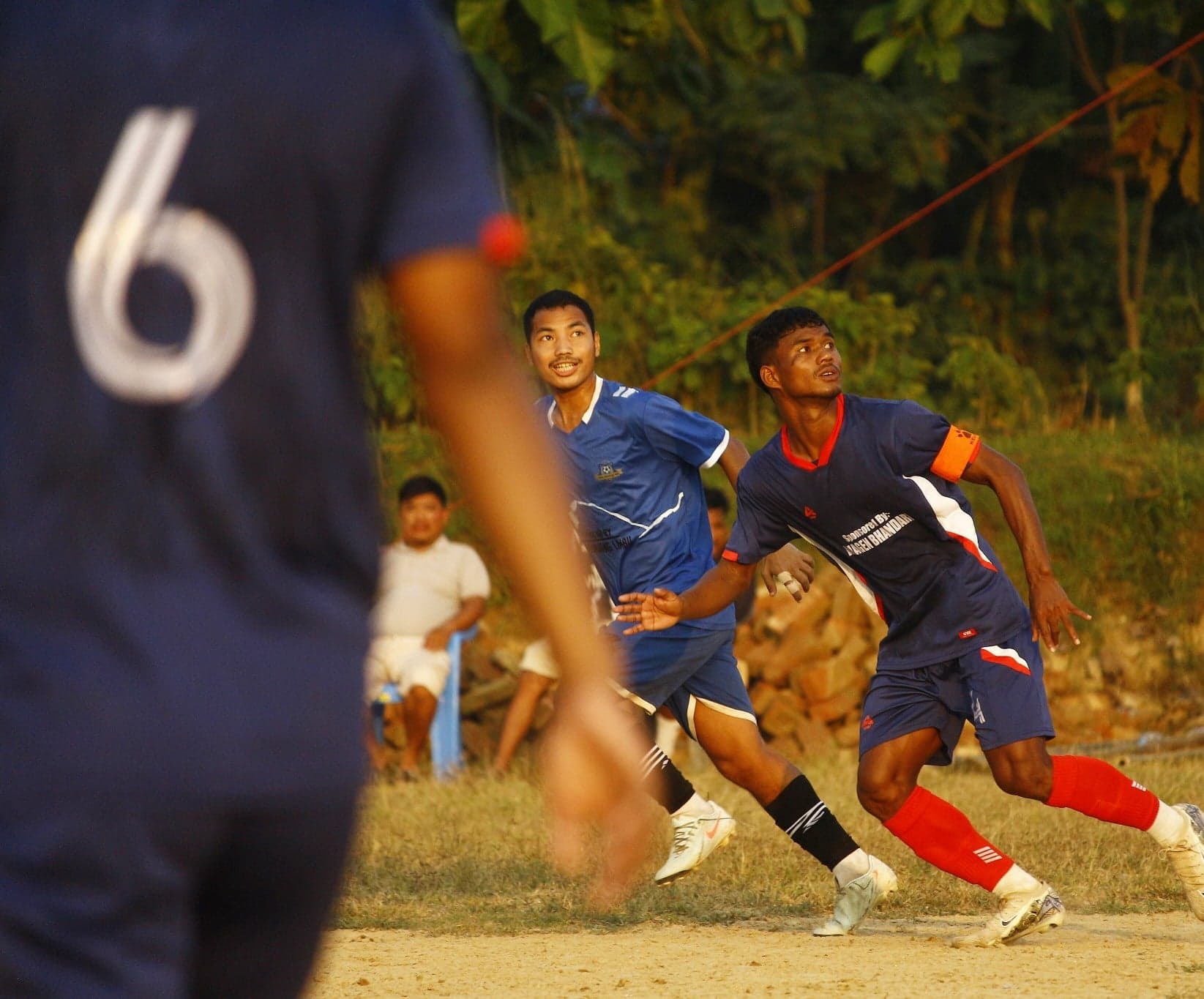 नलवारी सेमिफाइनलमा