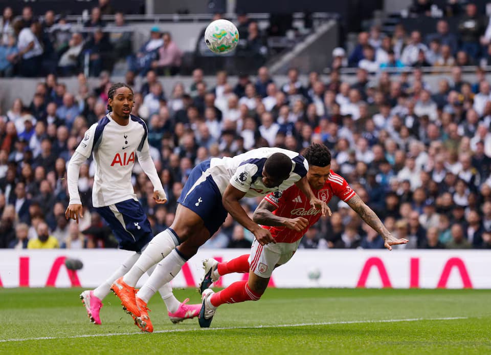 १२ खेलदेखि टोटेनहम जितविहीन